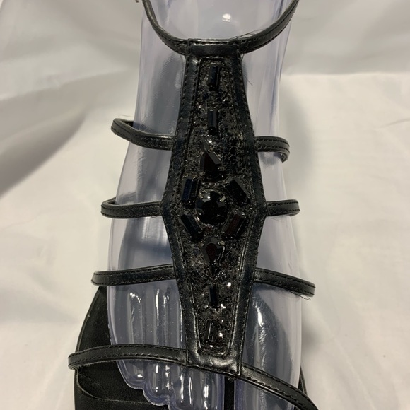 Vintage Fashion Bug Strappy Heeled Sandals - Picture 5 of 6